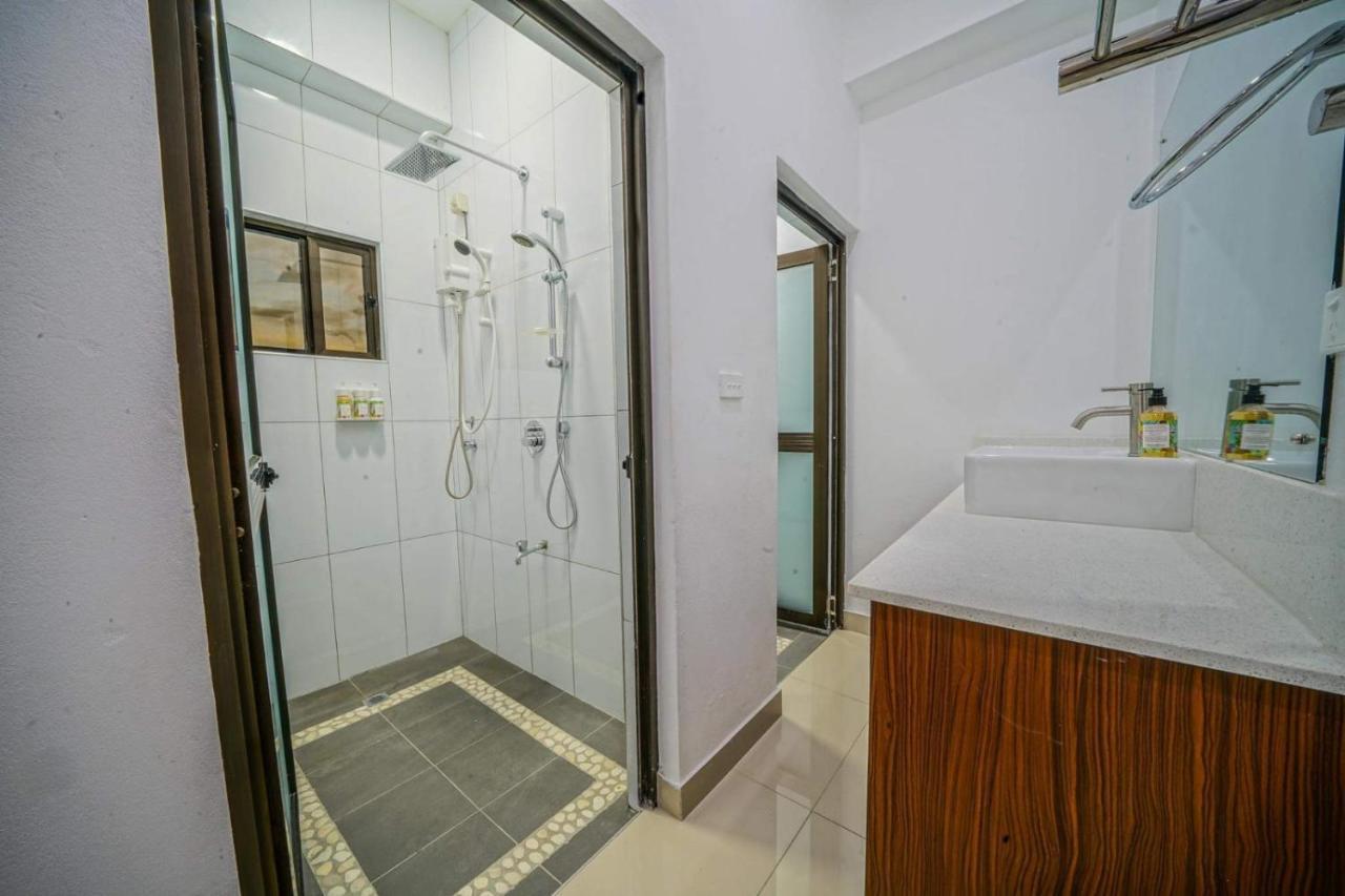 Coastal Suites Fiji Sigatoka Exterior photo